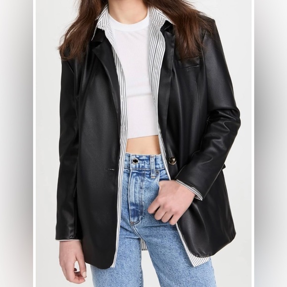BLANKNYC Faux Oversized Leather Blazer Size Large - Picture 2 of 3